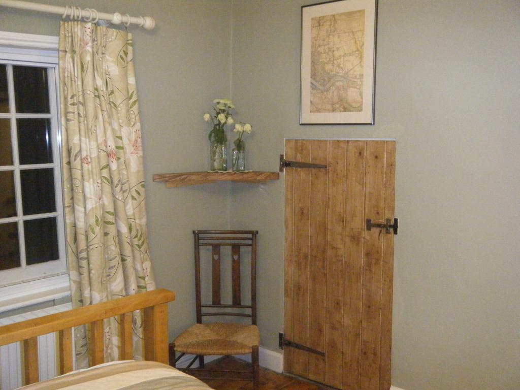 Leggatts Farm Bed & Breakfast Debden ภายนอก รูปภาพ