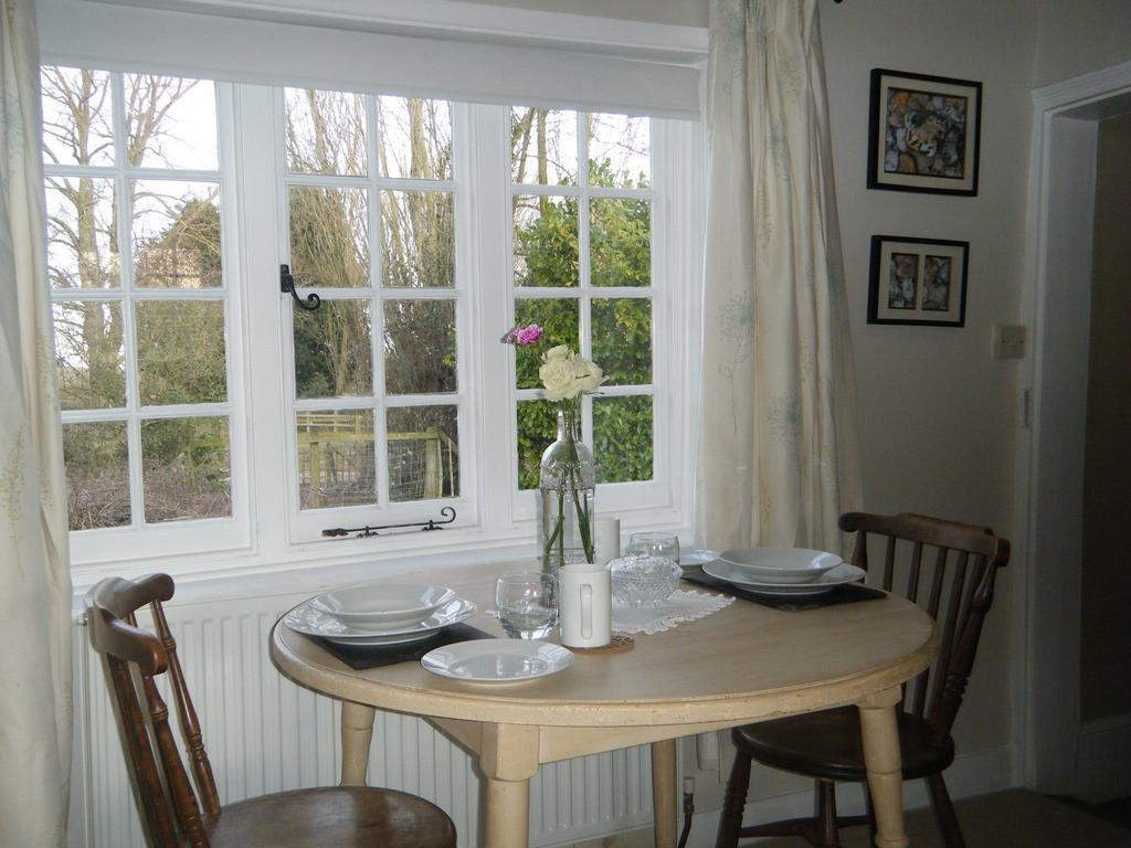 Leggatts Farm Bed & Breakfast Debden ภายนอก รูปภาพ